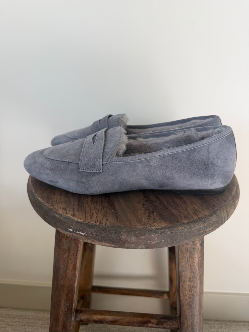 Women's blue suede Birdies
